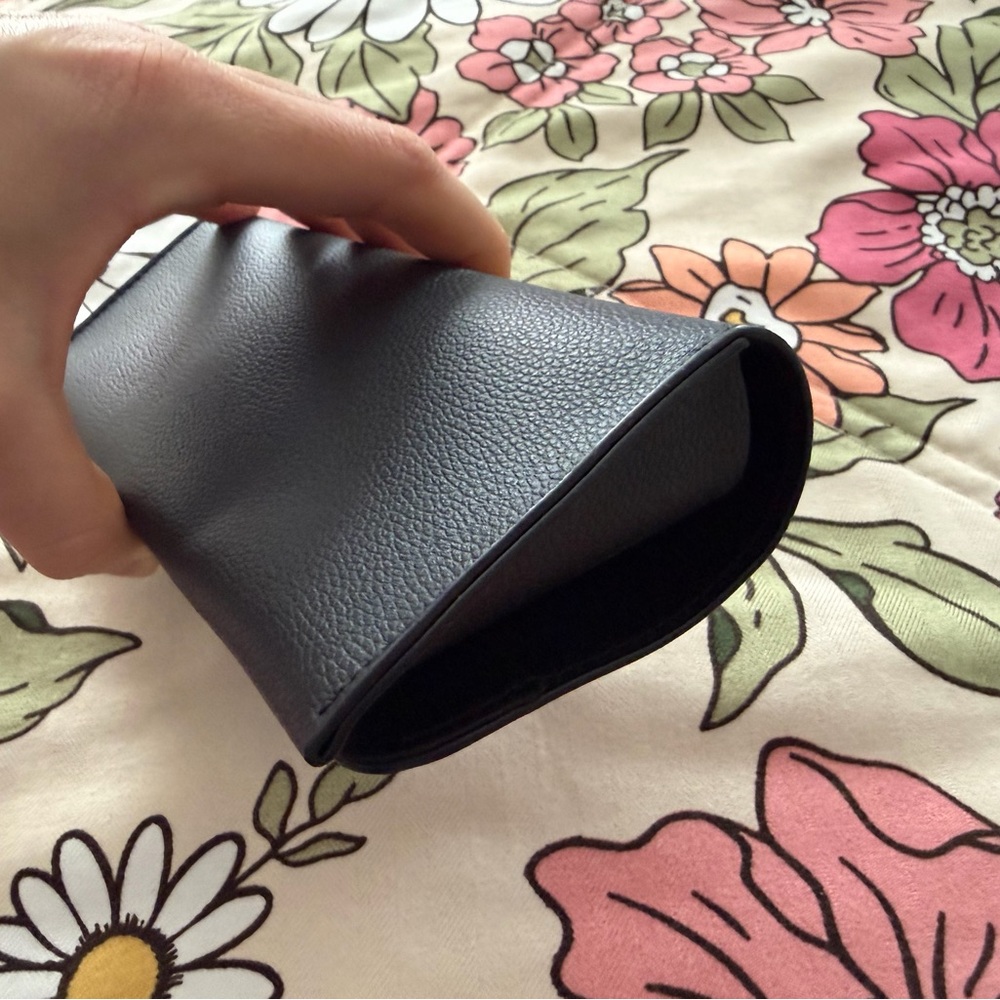 Balenciaga Black Leather box sunglasses - Picture 3 of 4